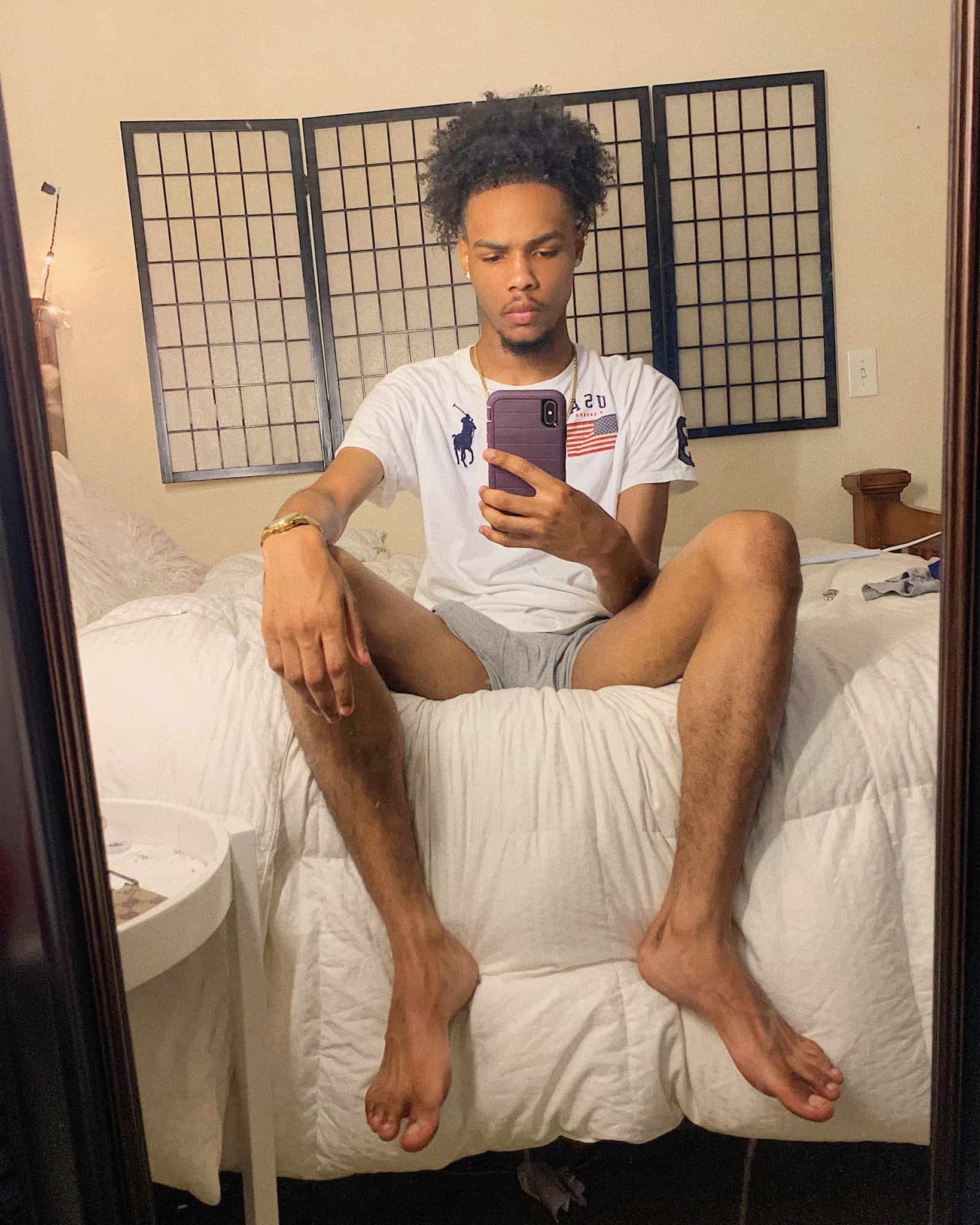 @MeonteTheGoat Teasing Us With Print & Feet